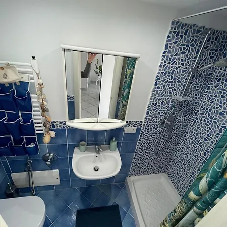 Normale's Sea View Apartmán Meta