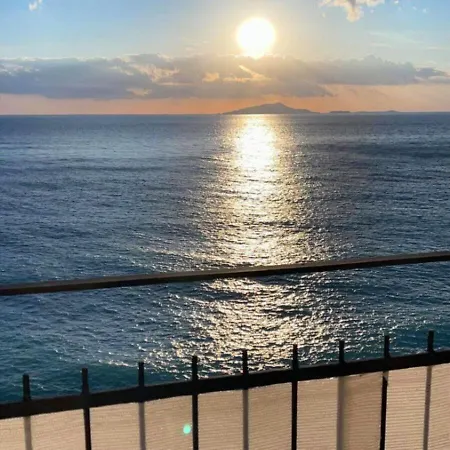 Normale's Sea View * Meta