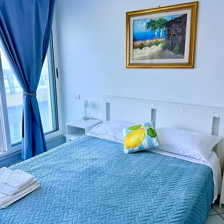 Normale's Sea View Daire