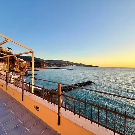 Апартаменты Normale's Sea View *